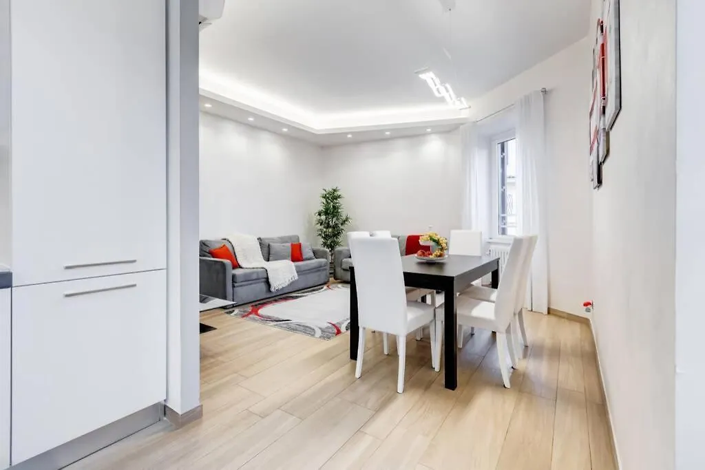 Apartment Vatican Brothers Italy